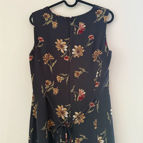 Chaus Vintage Floral Sleeveless Dress - Picture 6 of 6
